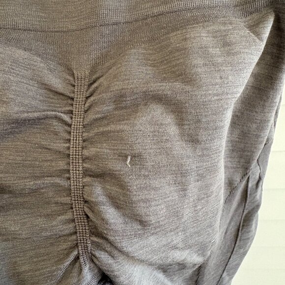 Amazon leggings - honestly my fave fit ever, just have more in diff colours - Picture 4 of 4